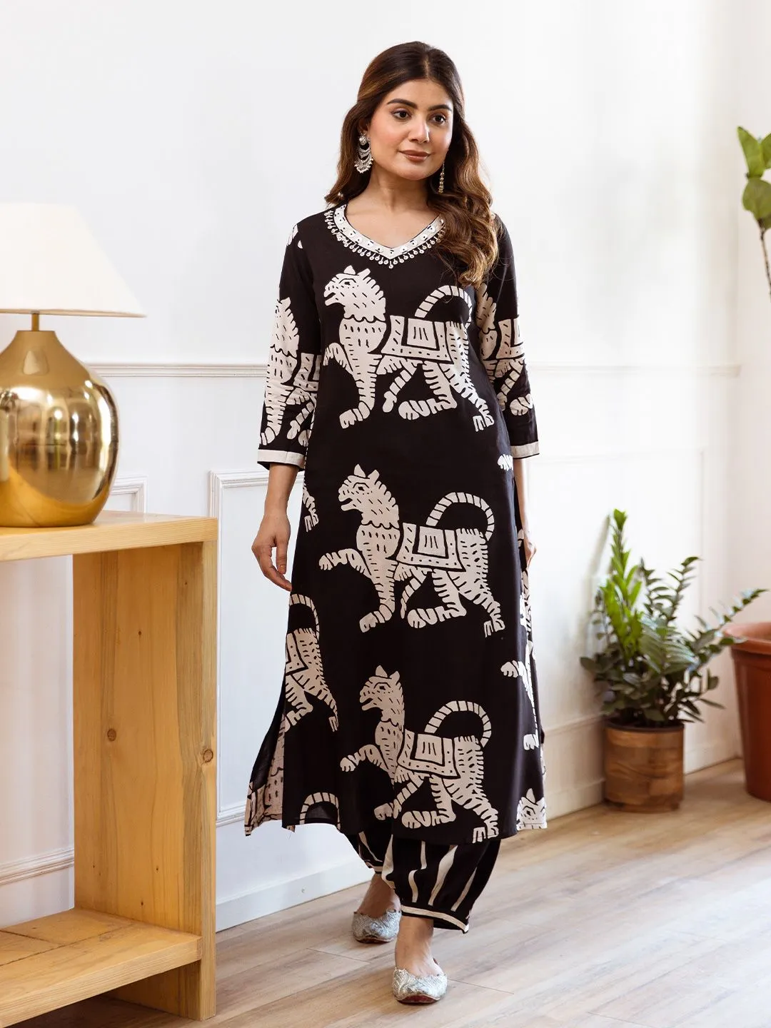 Comfy Black Viscose Rayon Animal Printed Kurta Set with  Afghani Bottom