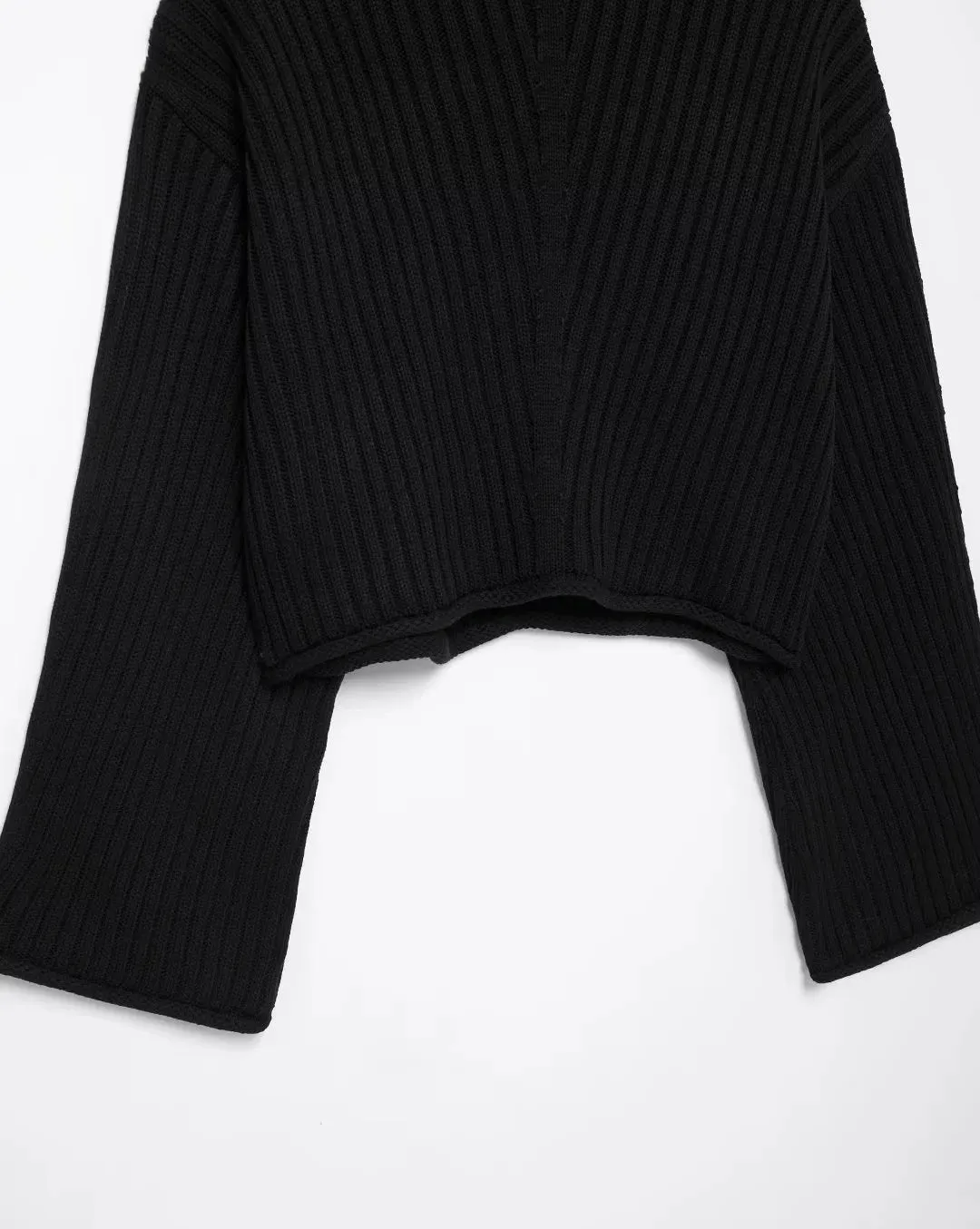 Dessa Ribbed Cropped Sweater