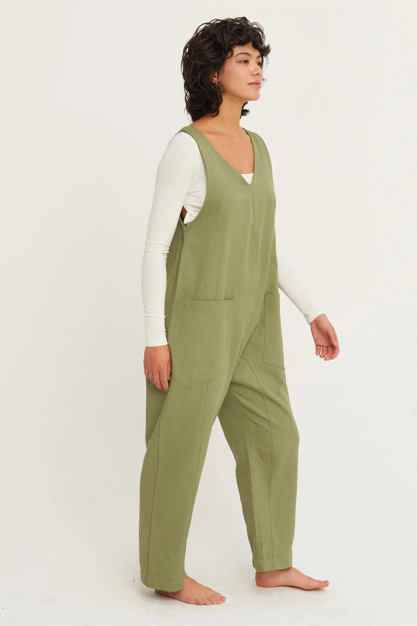 DZ24F353-RELAXED JUMPSUIT WITH PATCH POCKETS