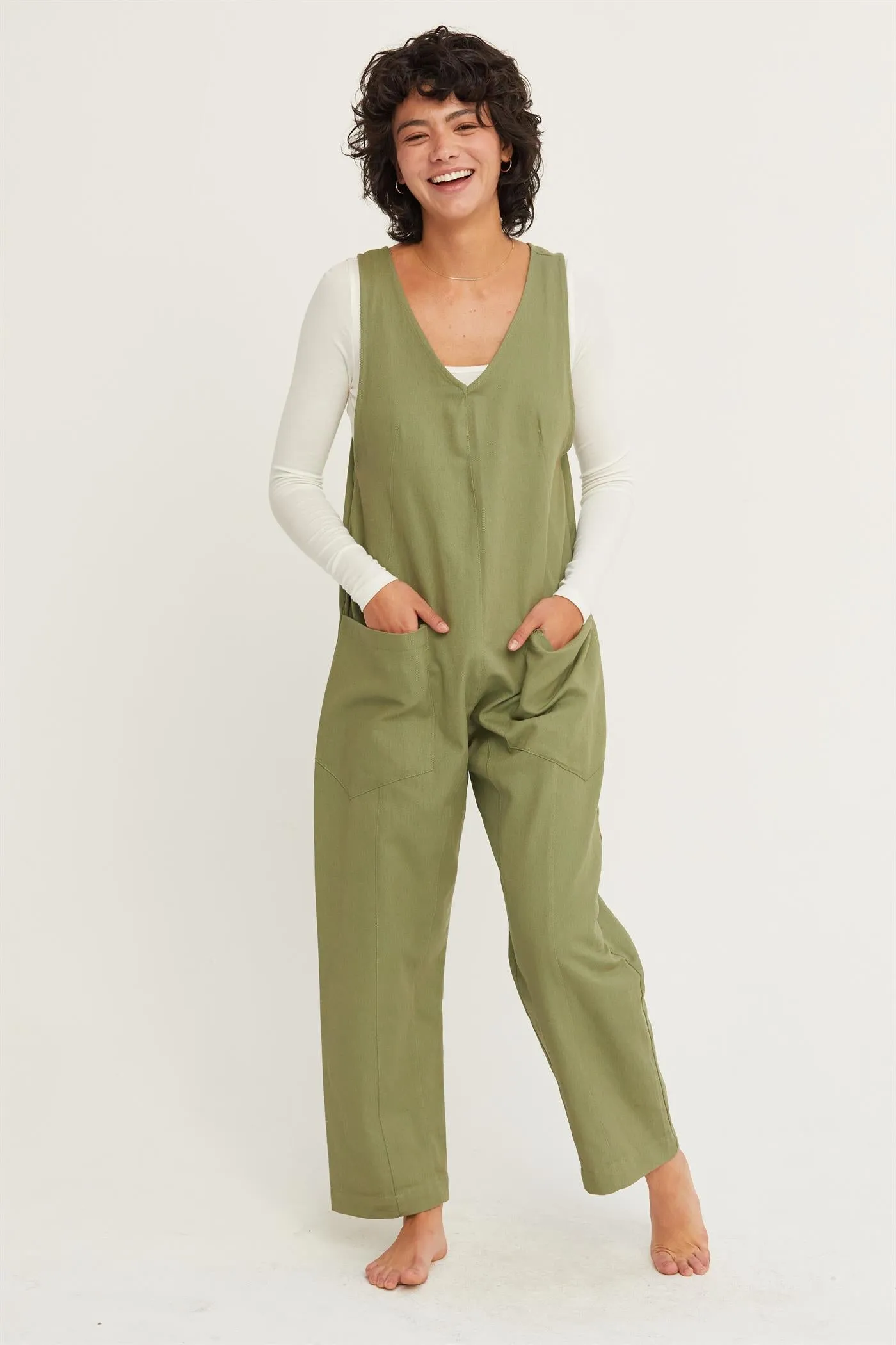 DZ24F353-RELAXED JUMPSUIT WITH PATCH POCKETS