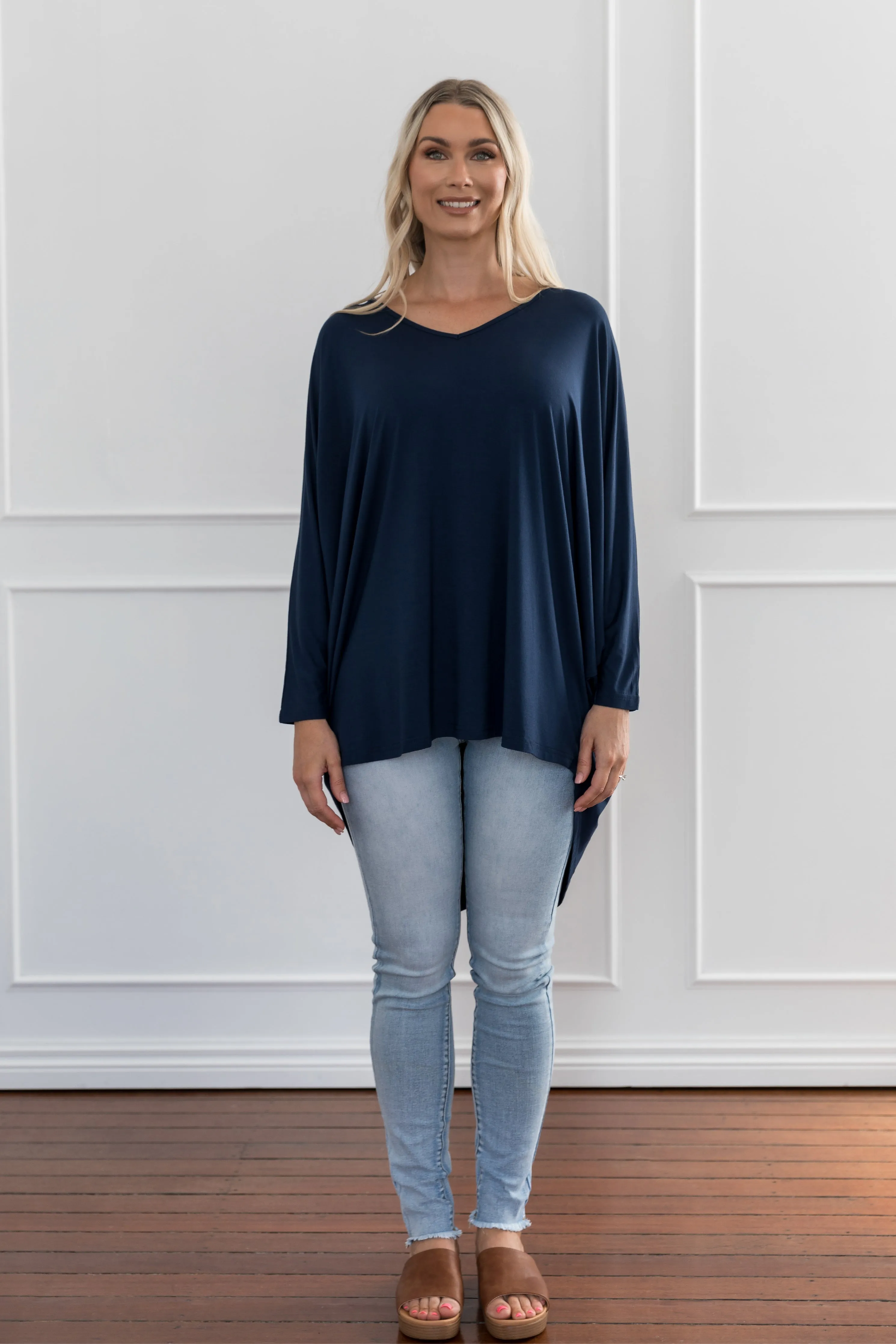 Long Sleeve Hi Low Miracle Top | Navy