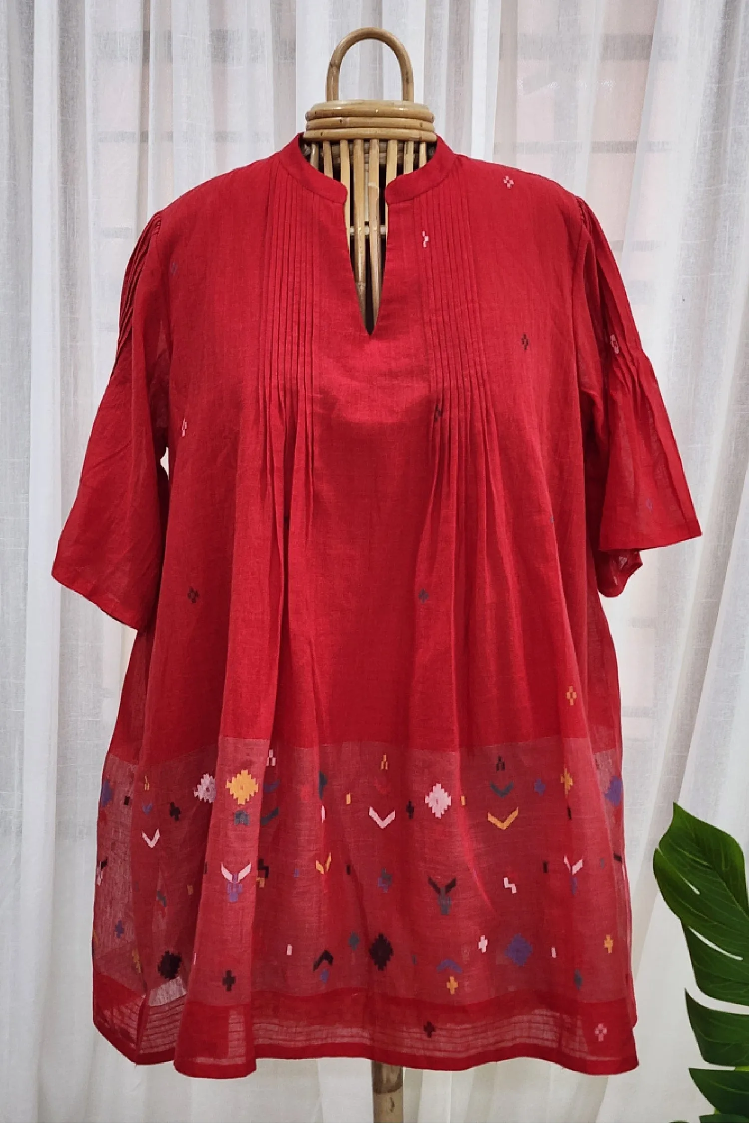 Red relaxed fit jamdani tunic