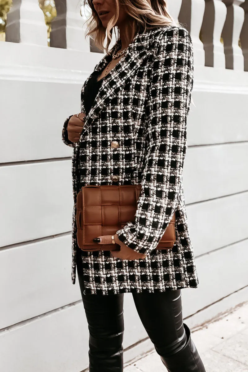 Stay Stylish with Plaid Turn-back Collar Outerwear