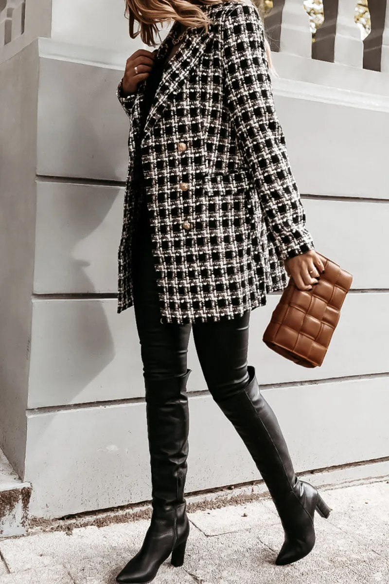 Stay Stylish with Plaid Turn-back Collar Outerwear