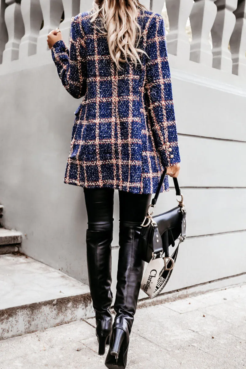 Stay Stylish with Plaid Turn-back Collar Outerwear