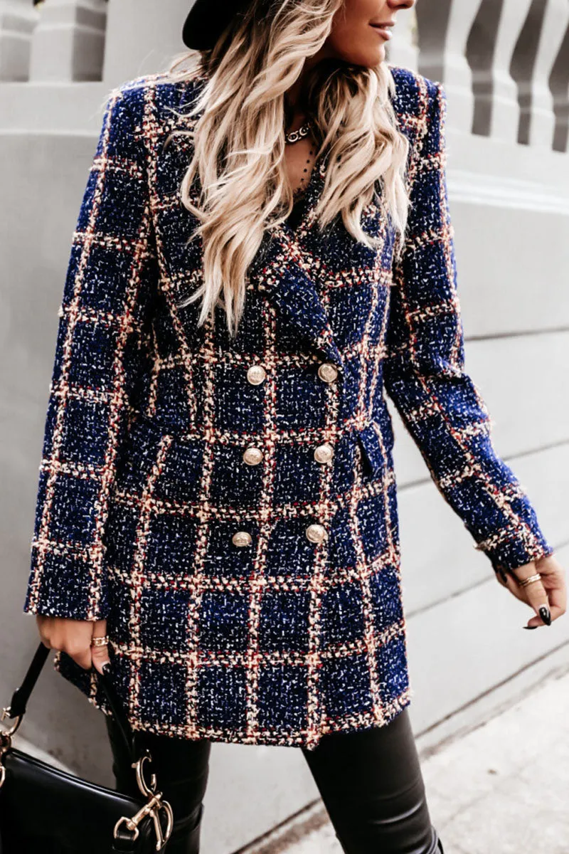 Stay Stylish with Plaid Turn-back Collar Outerwear